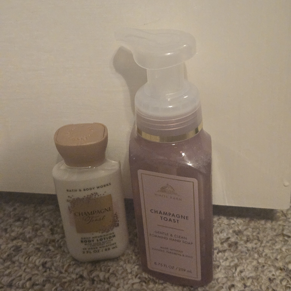 Bath & Body Works Champagne Toast Set - Gold and Pink